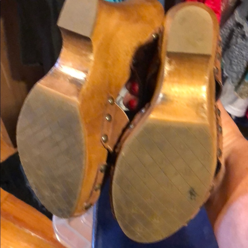 Donald Pliner wedges - Picture 4 of 5